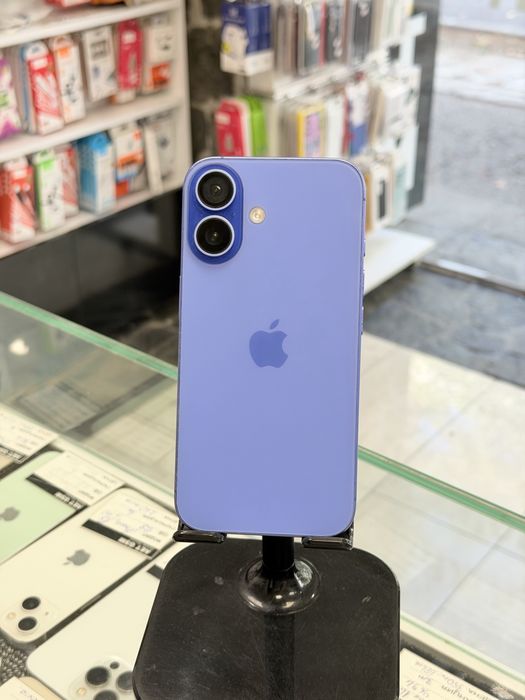 Apple iPhone 16 128Gb Ultramarine