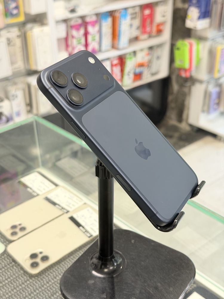 Apple iPhone 17 Pro Max 256GB Blue