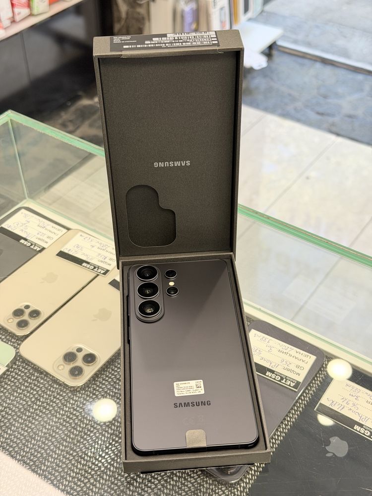 Samsung S26 Ultra 256GB Black Чисто Нов!