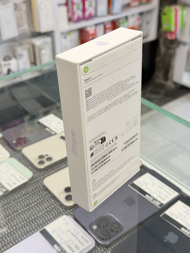 Apple iPhone 17 256GB Lavender