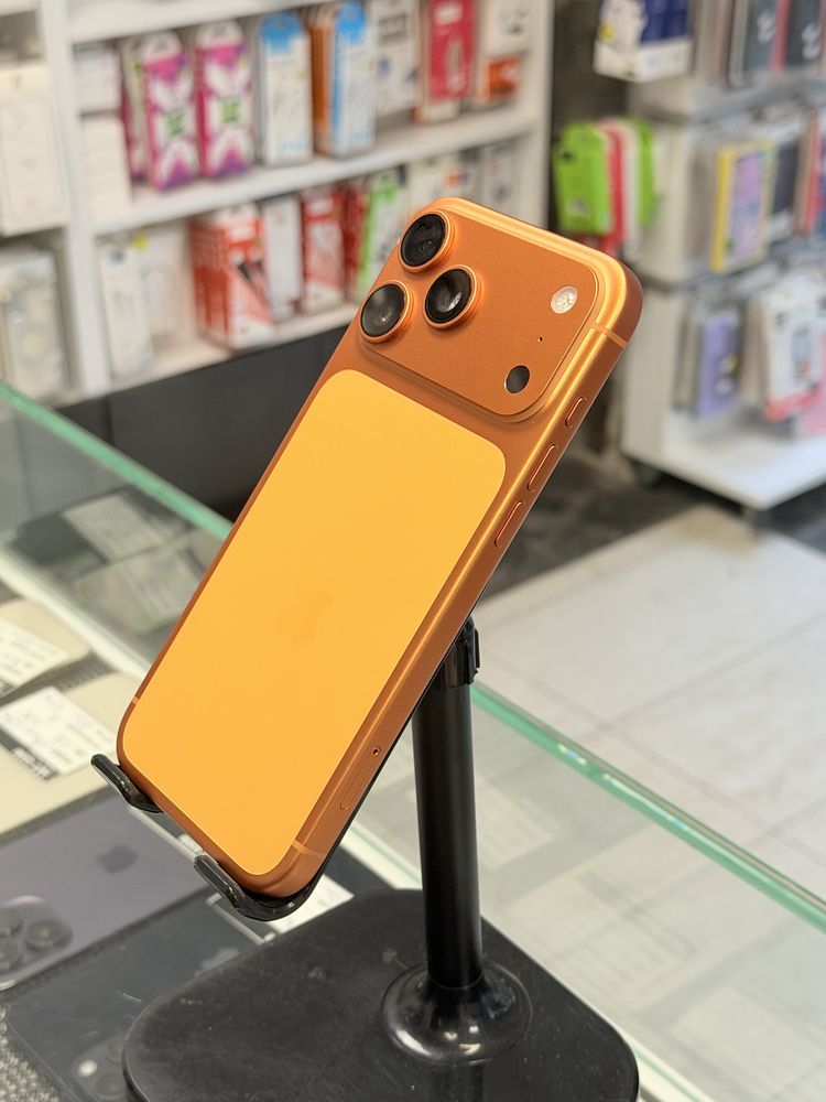 Apple iPhone 17 Pro Max 256GB Cosmic Orange