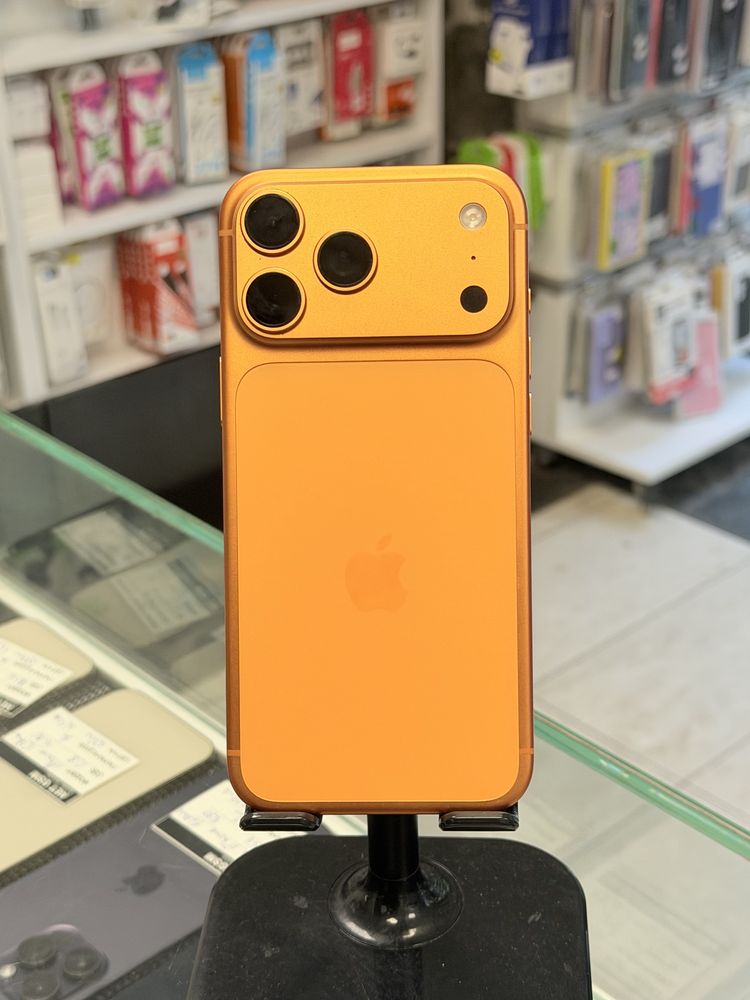 Apple iPhone 17 Pro Max 256GB Cosmic Orange
