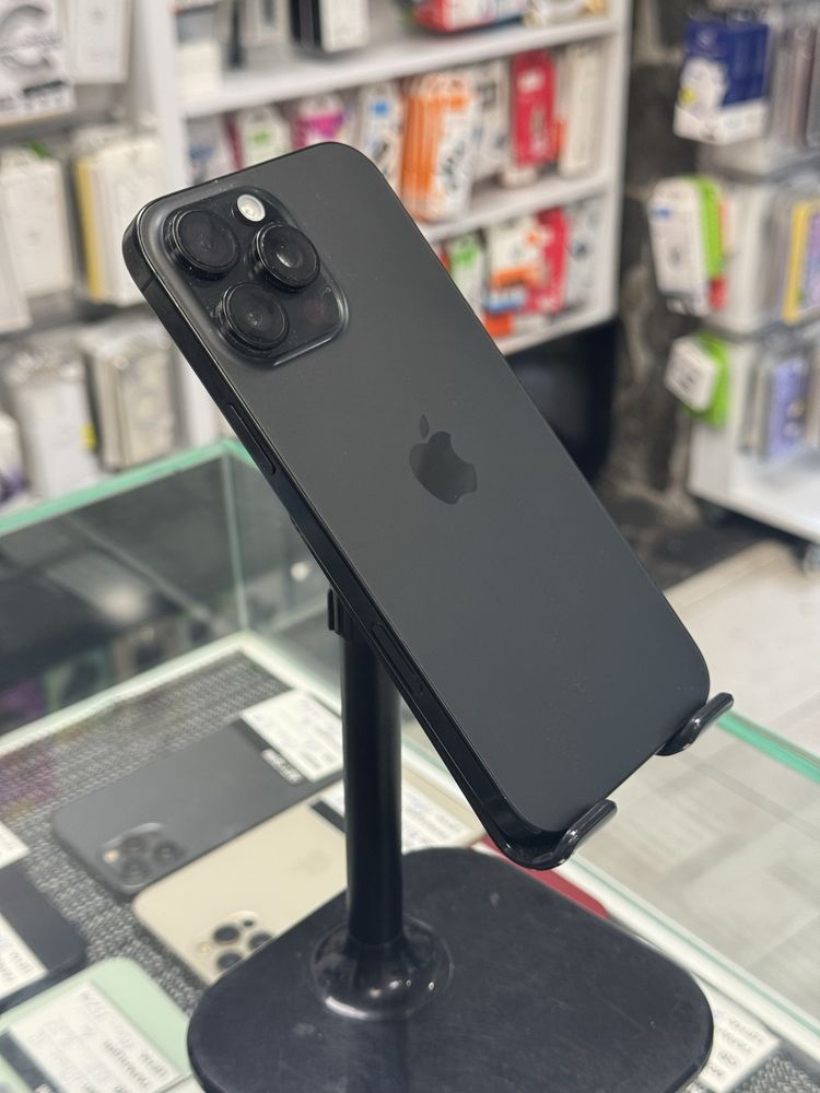 Apple iPhone 16 Pro Max 256GB Black Titanium