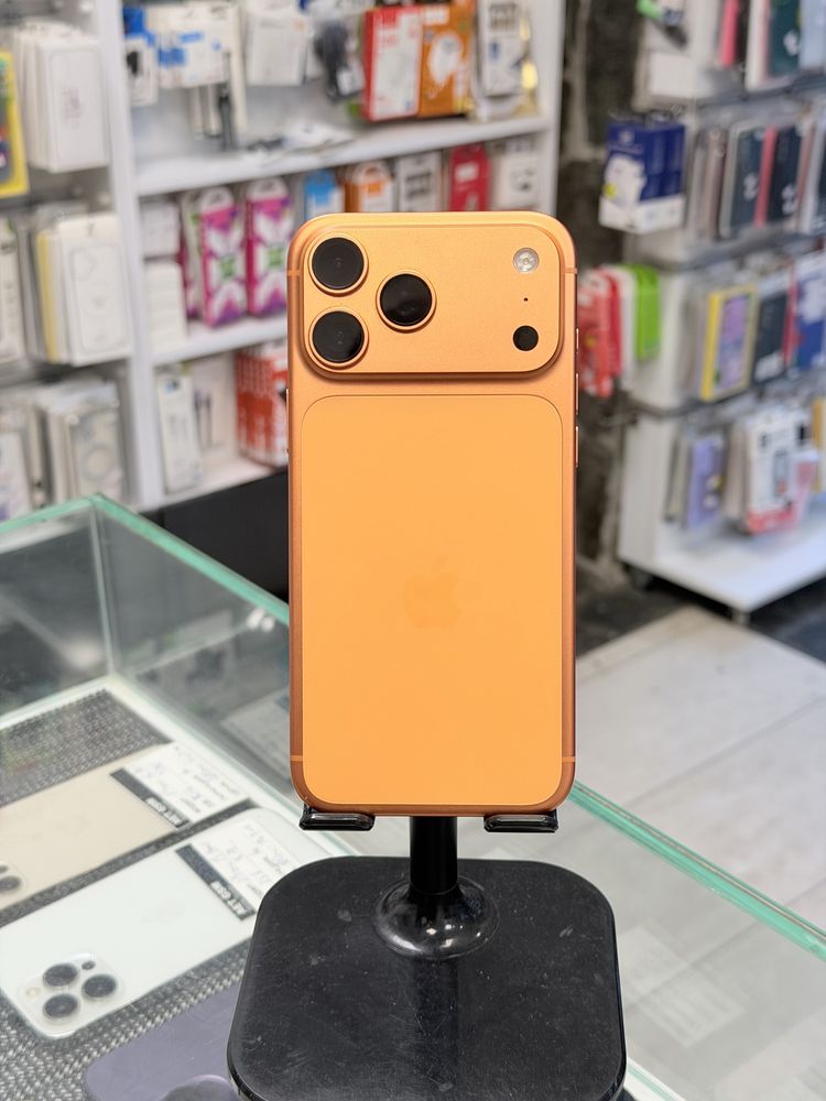 Apple iPhone 17 Pro Max 256GB Cosmic Orange