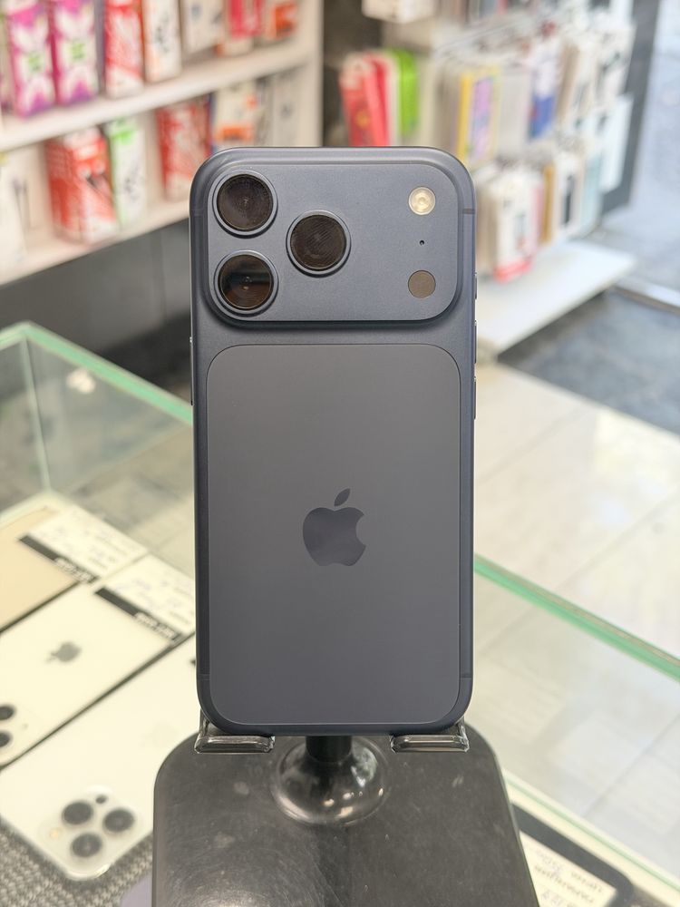 Apple iPhone 16 Pro 128GB Black Titanium