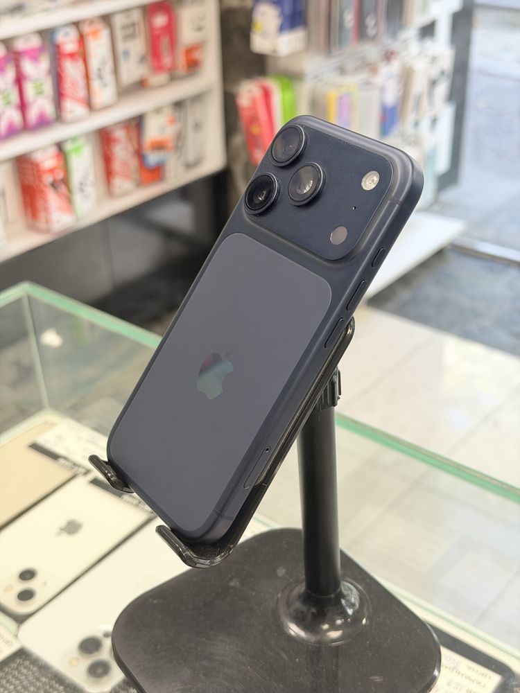 Apple iPhone 16 Pro 128GB Black Titanium
