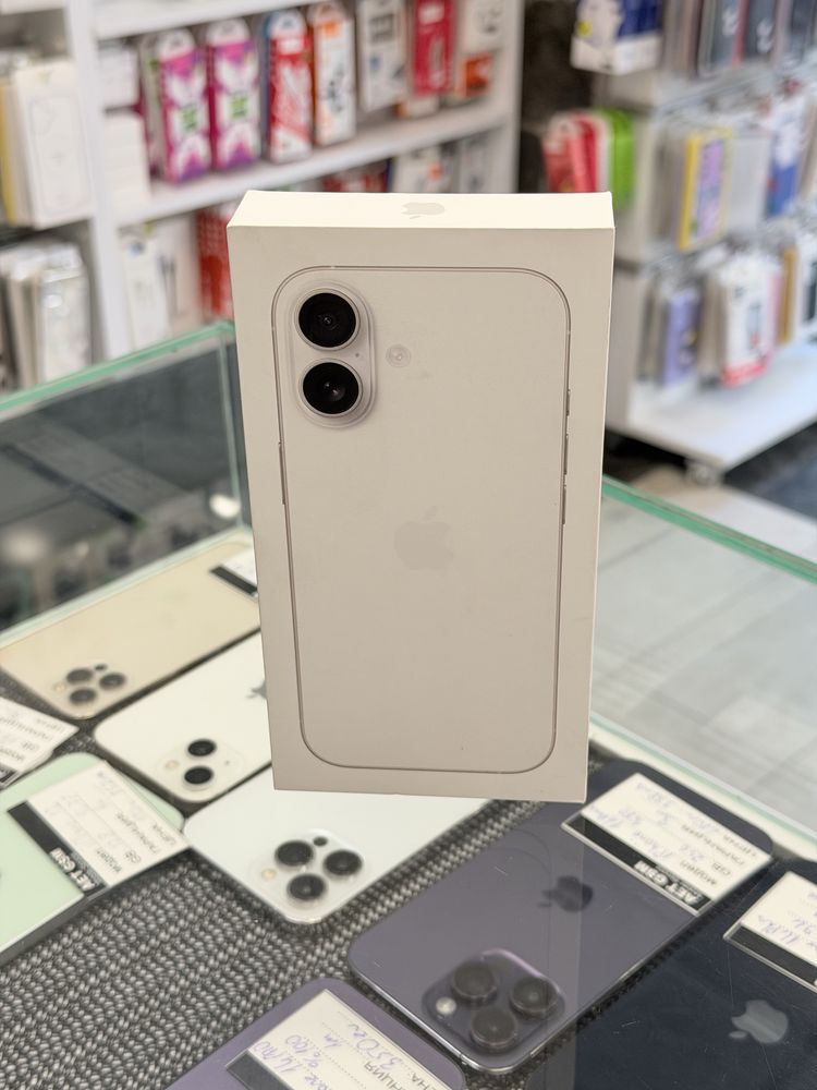 Apple iPhone 17 256Gb White Чисто Нов!
