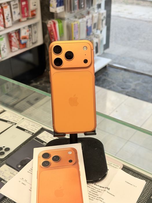 Apple iPhone 17 Pro 256GB Cosmic Orange