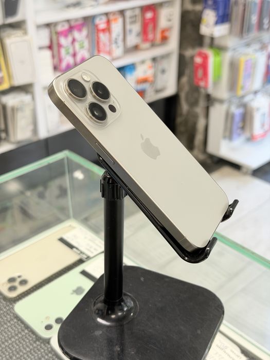 Apple iPhone 15 Pro 128GB Natural Titanium
