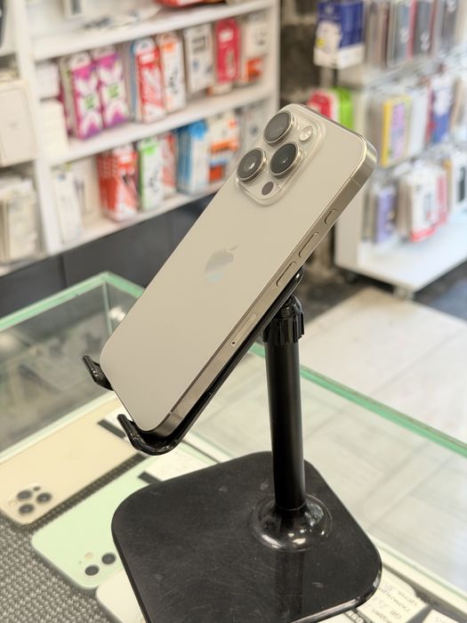 Apple iPhone 15 Pro 128GB Natural Titanium