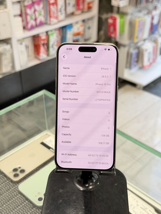 Apple iPhone 15 Pro 128GB Natural Titanium