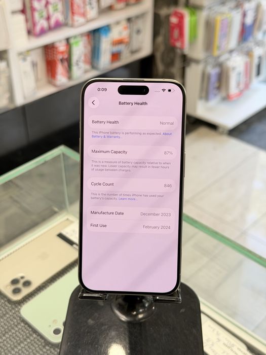 Apple iPhone 15 Pro 128GB Natural Titanium