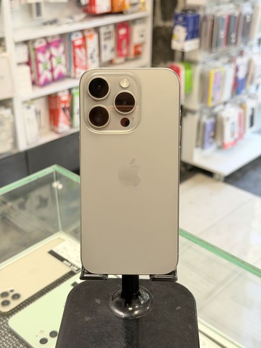 Apple iPhone 15 Pro 128GB Natural Titanium