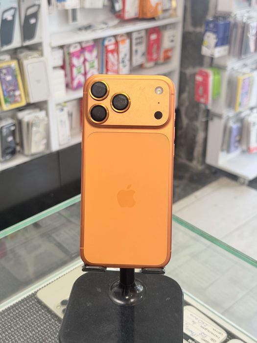 Apple iPhone 17 Pro Max 256GB Cosmic Orange